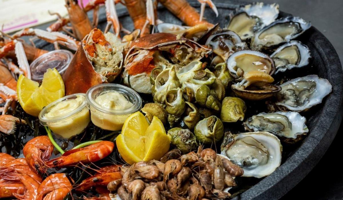 Les Pieds Dans L'Eau - Acces Direct A La Plage Bernières-sur-Mer 外观 照片